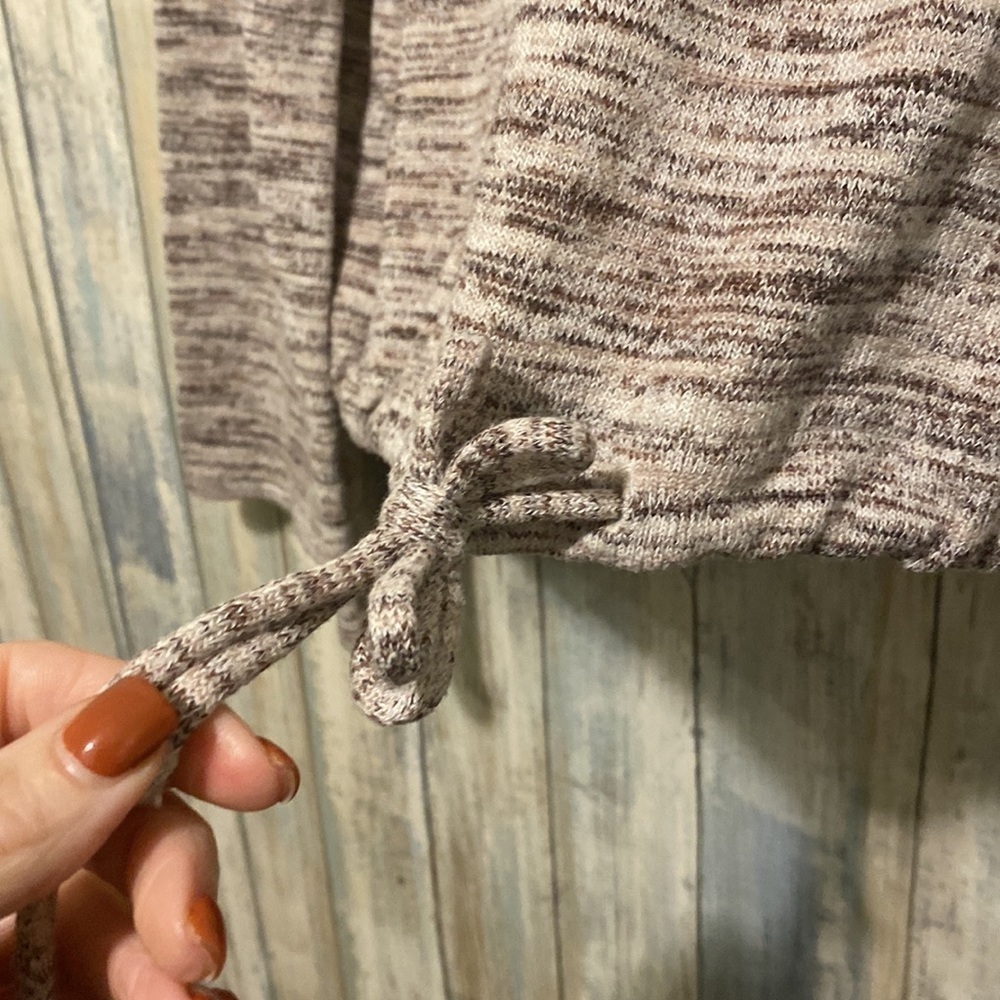 Aerie Earthy around Neck Knit Long sleeve drawcord waist sweater | XS - Picture 6 of 11